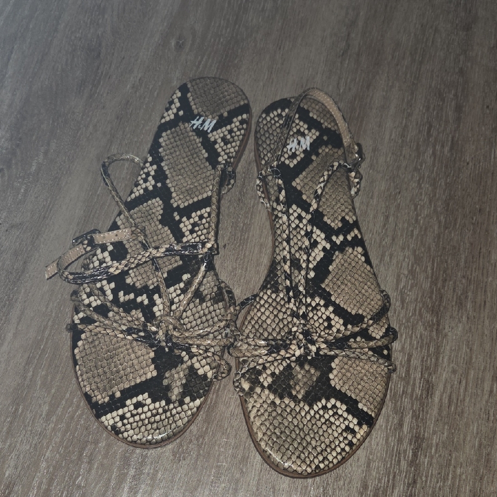 H&M Snake Pattern Sandals - Black and Brown